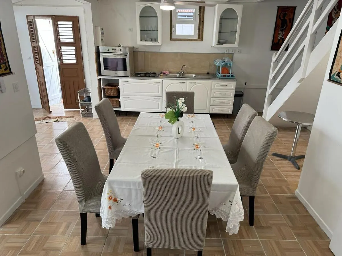 Villa Lumineuse Au Lamentin Ламантен Мартиника